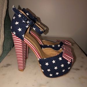 AMI Clubwear American Flag Platform Heels Size 6